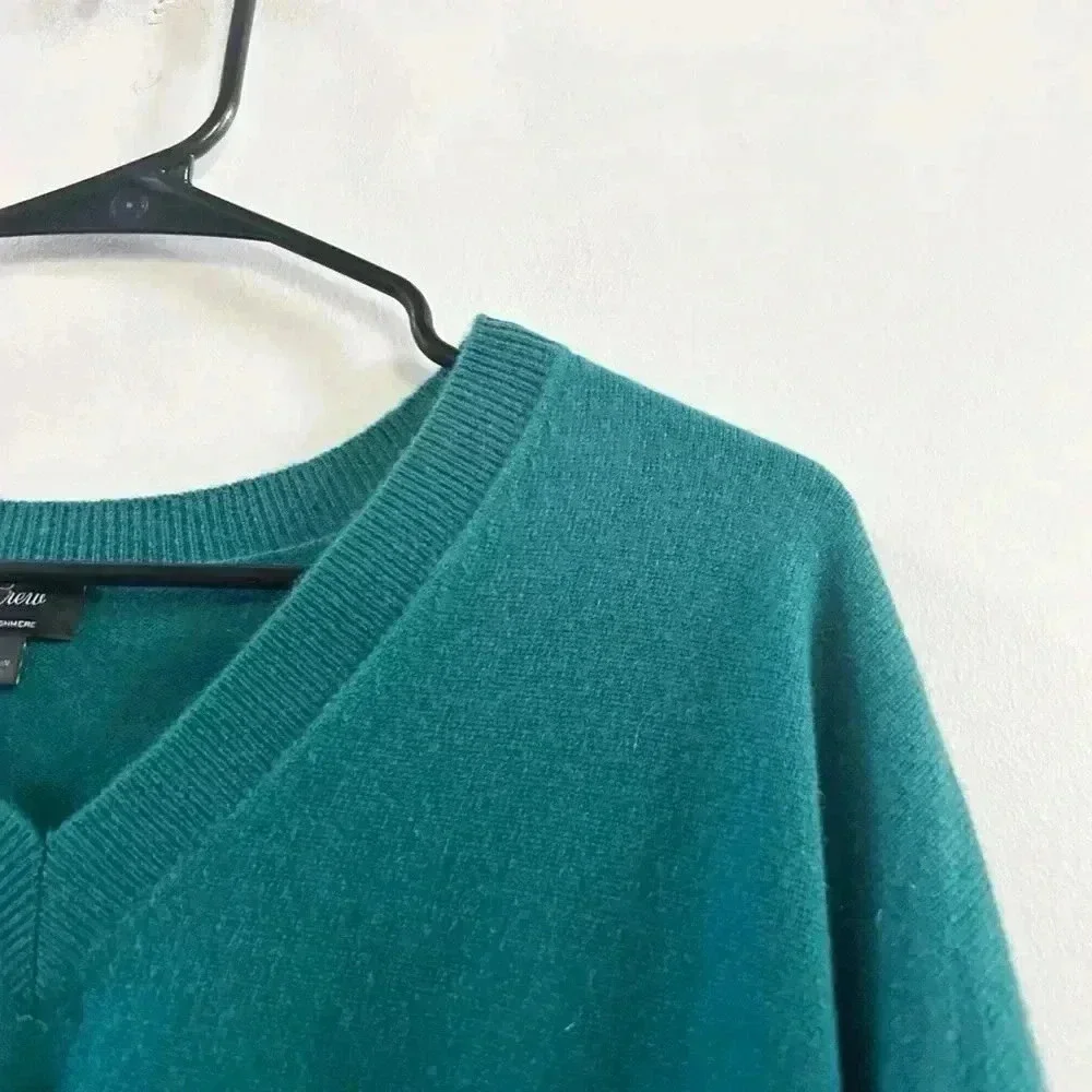 J.Crew Cashmere blue v-neck‎ sweater
